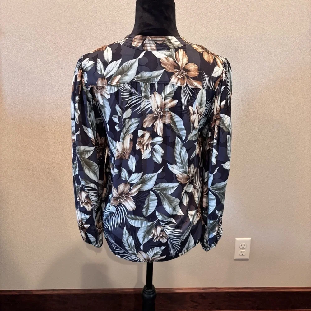 NWT Tommy Bahama Coastal Petals Split Neck Top in Black, Small, Spring Summer